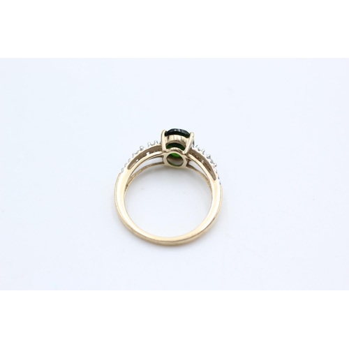 100 - A hallmarked Birmingham 9ct gold diopside and diamond dress ring, size N½ - approx. gross weight 2.9... 