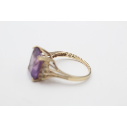 88 - A 9ct gold amethyst gemstone shouldered cocktail ring, size O½ - approx. gross weight 3.6 grams