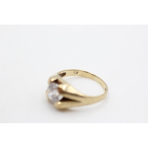 58 - A hallmarked London 9ct gold clear gemstone solitaire ring, size Q - approx. gross weight 2.9 grams