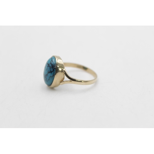 78 - A hallmarked London 9ct gold turquoise cocktail ring, size R - approx. gross weight 3 grams