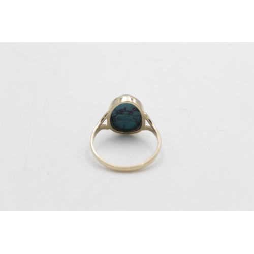 78 - A hallmarked London 9ct gold turquoise cocktail ring, size R - approx. gross weight 3 grams