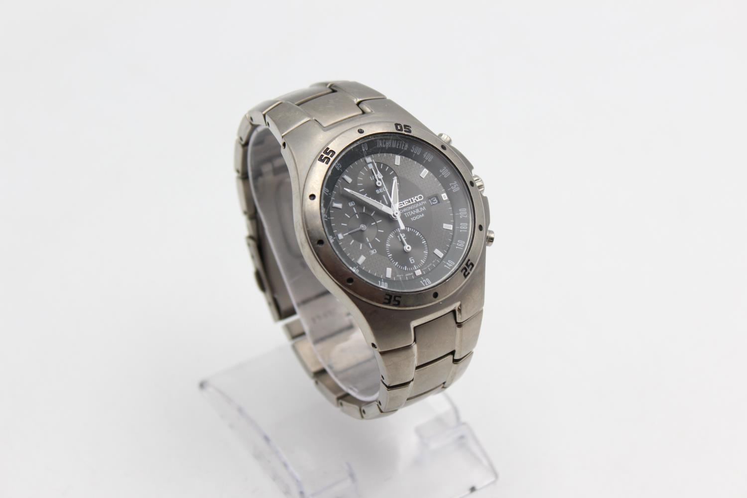 A Seiko chronograph Titanium 100m Sports quartz gent's