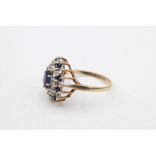 66 - A 9ct gold synthetic sapphire and spinel cocktail ring, size O½ - approx. gross weight 3.6 grams
