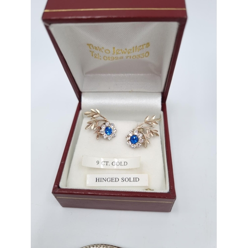 101 - A collection of .925 silver and white metal items to include three .925 silver bangles, Pandora char... 