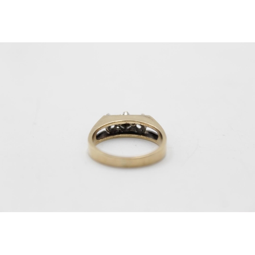 114 - Two hallmarked London 9ct gold diamond rings, one trilogy size M and one solitaire size Q½ - approx.... 