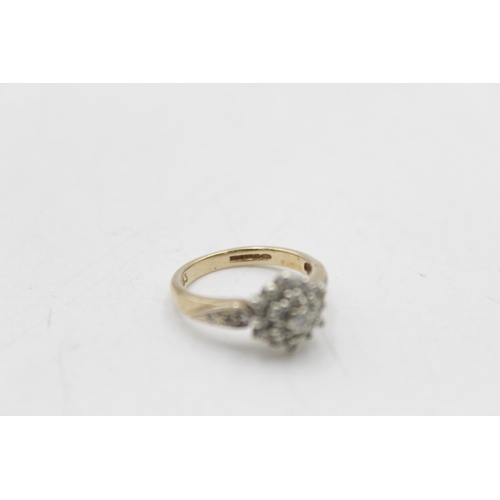 155 - Two 9ct gold diamonds rings, one stylised size P and one dress size K½  - approx. gross weight 5.3 g... 