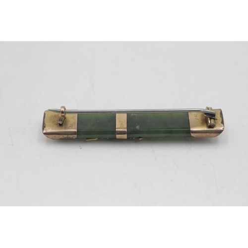 180 - Two 9ct gold nephrite bar brooches - approx. gross weight 16.4 grams