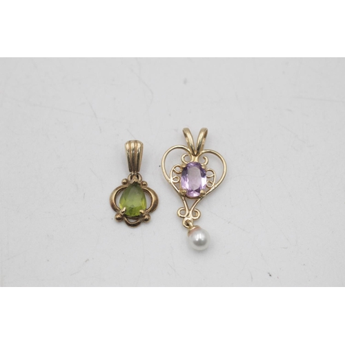 3 - Two 9ct gold gemstone openwork drop pendants, one amethyst and pearl and one peridot - approx. gross... 