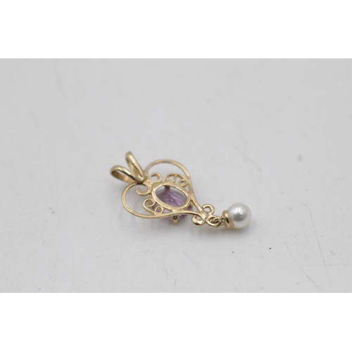 3 - Two 9ct gold gemstone openwork drop pendants, one amethyst and pearl and one peridot - approx. gross... 