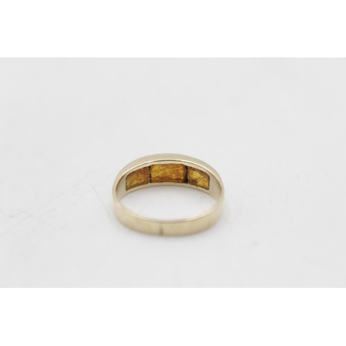 44 - Two 9ct gold dress rings, one amazonite and one amber, both size P½ - approx. gross weight 5.7 grams