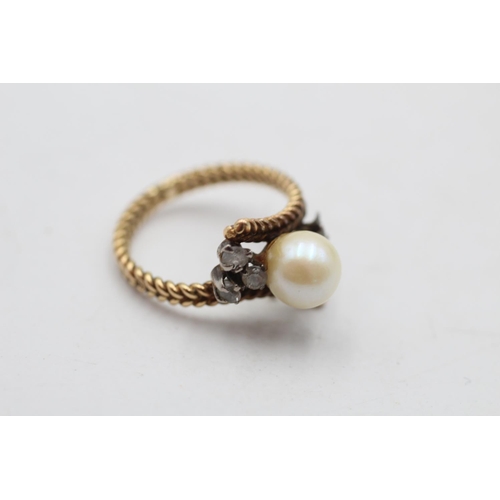 60 - An 18ct gold pearl and stone set ring, size K - approx. gross weight 3.6 grams