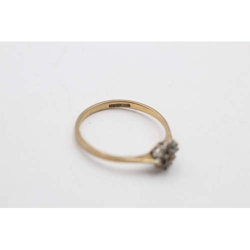 77 - A 9ct gold vintage diamond set dress ring, size Q½ - approx. gross weight 1.3 grams