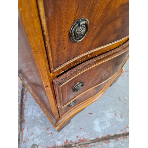 1023 - A Regency style mahogany serpentine chest of four drawers - approx. 75cm high x 45cm wide x 37cm dee... 