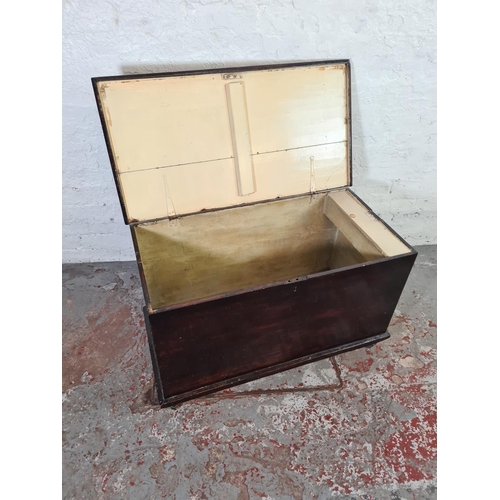 1024A - A Victorian painted pine blanket box - approx. 55cm high x 94cm wide x 48cm deep