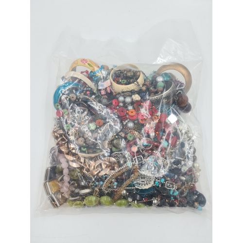 536 - Approx. 4kg of assorted costume jewellery