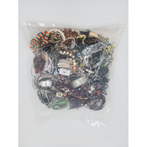 539 - Approx. 4.2kg of assorted costume jewellery