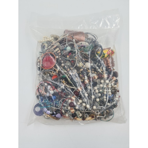 546 - Approx. 3.7kg of assorted costume jewellery