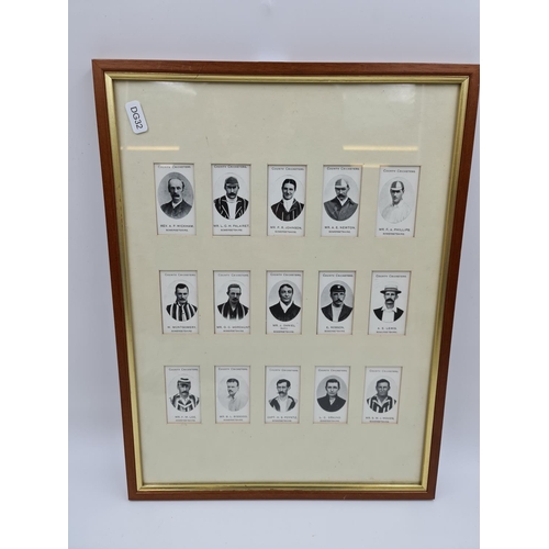 586 - A collection of vintage cigarette cards and photographs to include 1930s Topical Times Stars of Toda... 