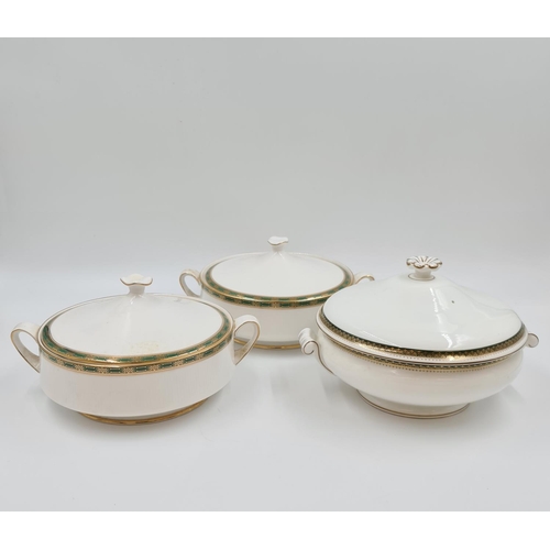 487 - A collection of Royal Albert/Paragon Elgin bone china and one Wedgwood Chester R4446 lidded tureen