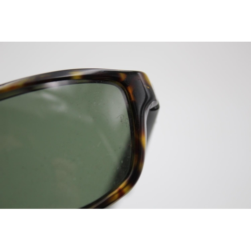 314 - A pair of Ray-Ban thick framed tortoiseshell effect sunglasses with case