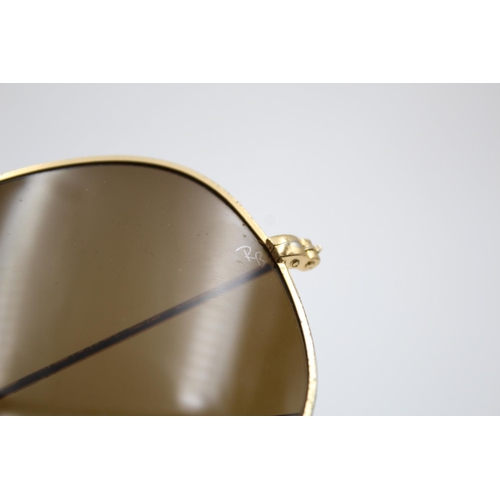 320 - A pair of Ray-Ban gold tone aviator sunglasses