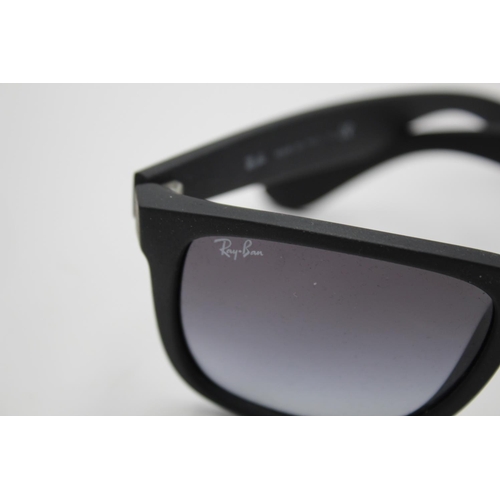 322 - A pair of Ray-Ban black framed Justin sunglasses with case