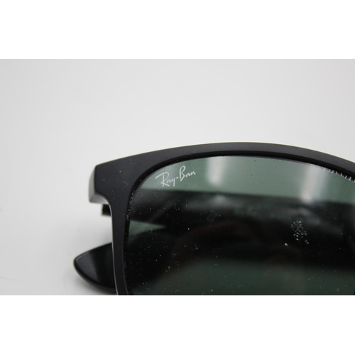 323 - A pair of Ray-Ban black framed Andy sunglasses with case