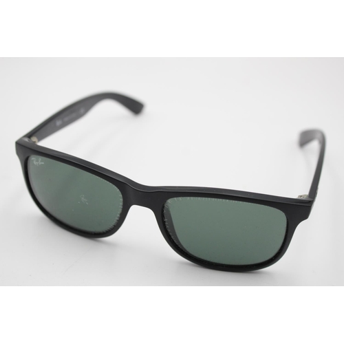 323 - A pair of Ray-Ban black framed Andy sunglasses with case