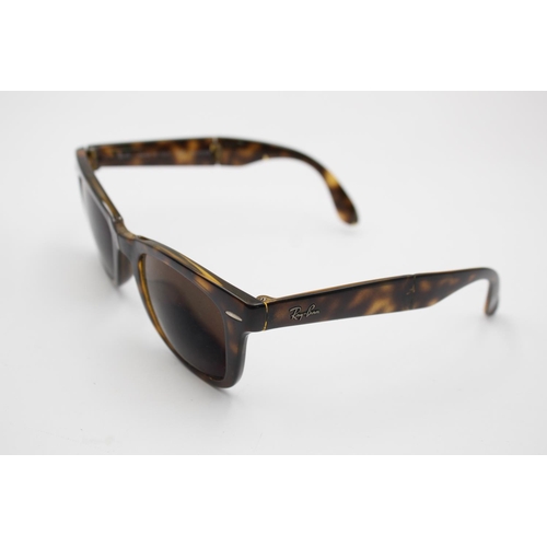 331 - A pair of Ran-Ban folding Wayfarer sunglasses with prescription lenses and case