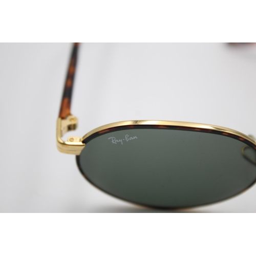 333 - A pair of vintage Bausch & Lomb Ray-Ban gold tone oval sunglasses