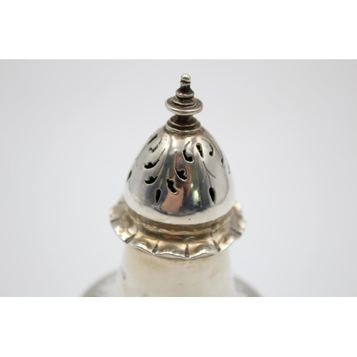 384 - A Victorian hallmarked London silver salt and pepper cellar, dated 1892 - approx. gross weight 56 gr... 