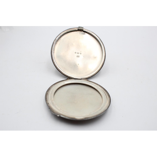 392 - A vintage Mappin & Webb hallmarked Birmingham silver lady's vanity compact, dated 1937 - approx. gro... 