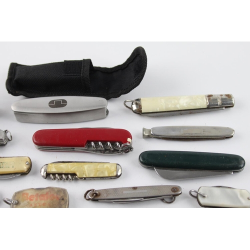 404 - Sixteen assorted pocket knives/tools to include Swiss army, multi-tool etc.