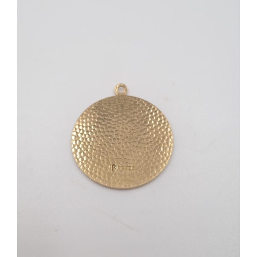 181 - A hallmarked Sheffield 9ct gold 'Capricorn' pendant, dated 1981 - approx. gross weight 3.95 grams