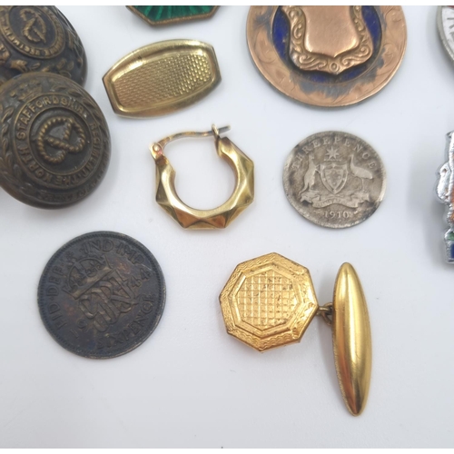 182 - A collection of assorted items to include hallmarked Birmingham silver fob/medallion, 1910 Edward VI... 