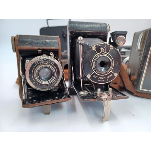 1273 - Five items, one Zeiss Ikon Ikonta folding camera with Tessar 1:3.5 f=5cm lens and Compur-Rapid shutt... 