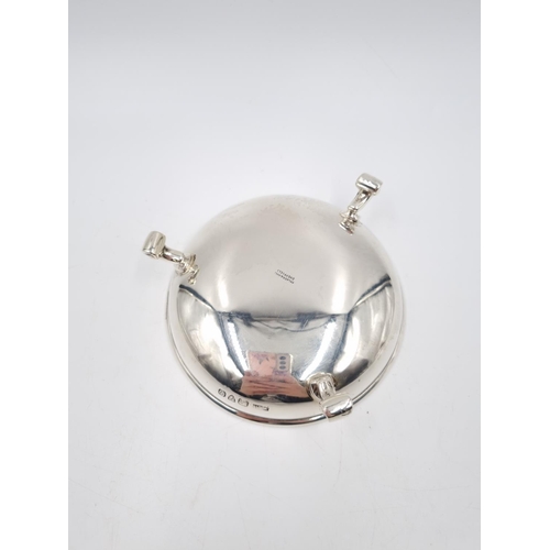 340 - A hallmarked Chester silver tri footed circular trinket dish by Walker & Hall, dated 1939 - approx. ... 