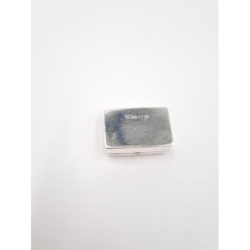 341 - A hallmarked London import .925 silver pill box, by 	Ari D Norman - approx. gross weight 7.5 grams