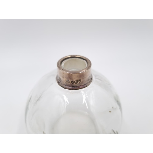 352 - A George V cut glass scent bottle with hallmarked London silver collar, dated 1911 - approx. 12cm hi... 