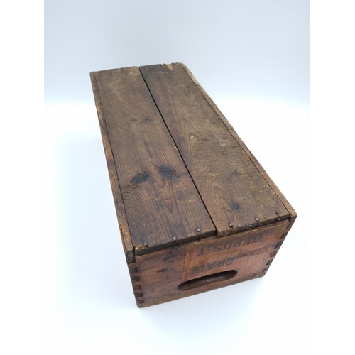 656 - A vintage Schweppes pine twin handled bottle crate - approx. 17cm high x 47cm long x 21.5cm wide