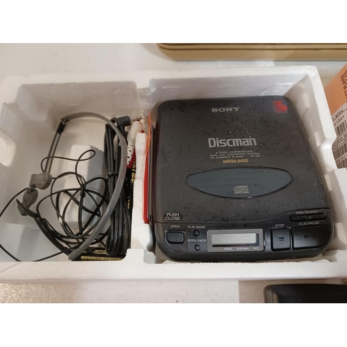 1307 - Three items, one boxed Sony D-33AN discman personal CD player, one vintage Bush TR82B portable radio... 