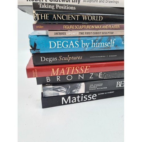 579 - A collection of sculpture and art books to include Matisse Painter as Sculptor, Degas Sculptures, De... 