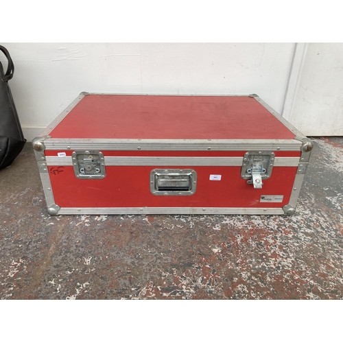 1386 - A large ProFlite flight case - measuring approx. 35