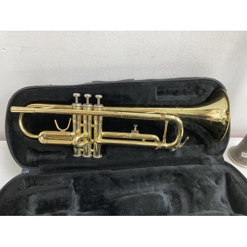 1388 - Two musical instruments, one cased Jupiter ITR-300 student trumpet and one Windsor student clarinet ... 