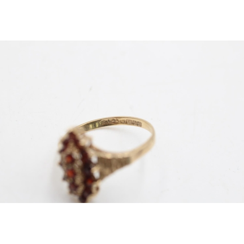 123 - A hallmarked Birmingham 9ct gold vintage garnet navette ring, size P - approx. gross weight 3 grams