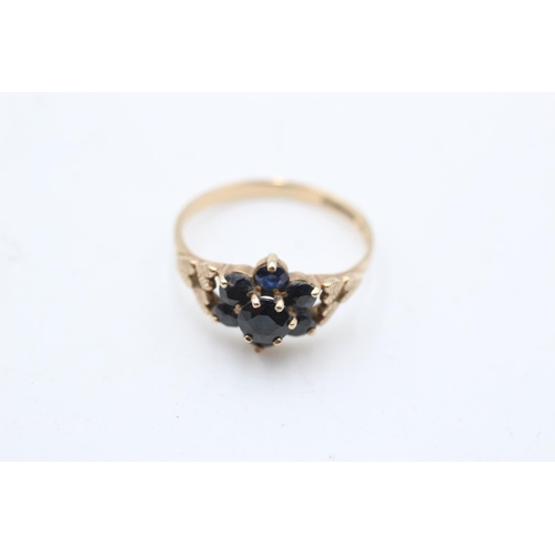 139 - Two 9ct gold vintage sapphire and clear gemstone cluster dress rings, both size N½ - approx. gross w... 