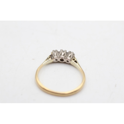 5 - An 18ct gold diamond trilogy ring, size N - approx. gross weight 2.3 grams