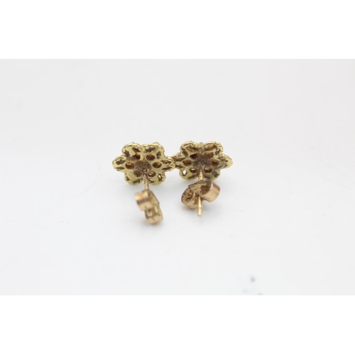 56 - A pair of 9ct gold opal cluster rope texture stud earrings - approx. gross weight 1.7 grams