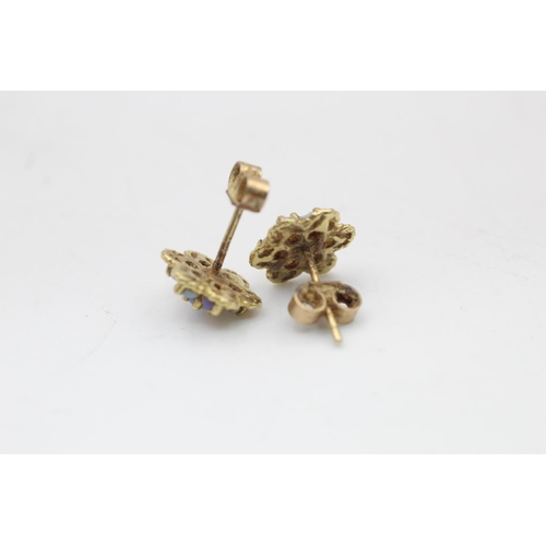 56 - A pair of 9ct gold opal cluster rope texture stud earrings - approx. gross weight 1.7 grams