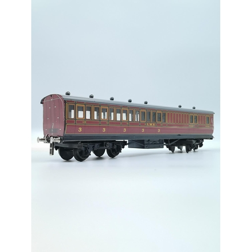 546 - A boxed Ace Trains O Gauge LRS model railway coach set comprising three coaches